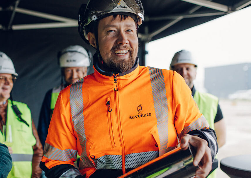 Madis Vanatoa Peatöövõtt Savekate nurgakivi