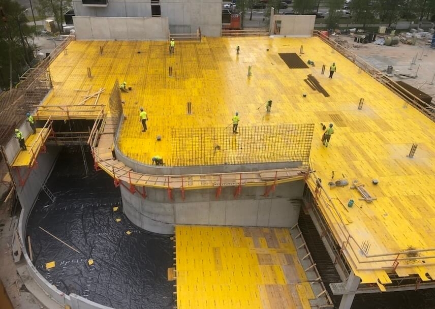 monoliitne parkimismaja, ehitas savekate, päevalille 19