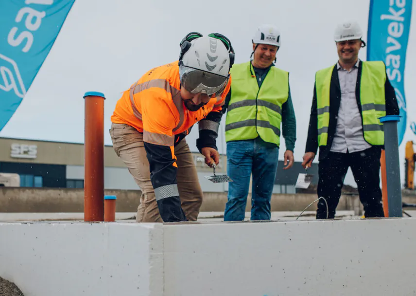 KUUSPUU tee ärihoone (1)